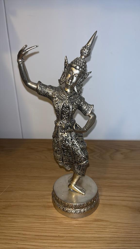 Zilverkleurig beeldje van Thaise danseres, Ophalen of Verzenden