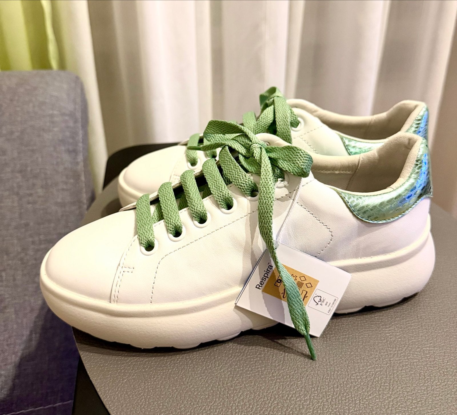 Nieuwe Geox Respira Sneakers maat 37, Ophalen of Verzenden, Nieuw, Wit, Sneakers of Gympen