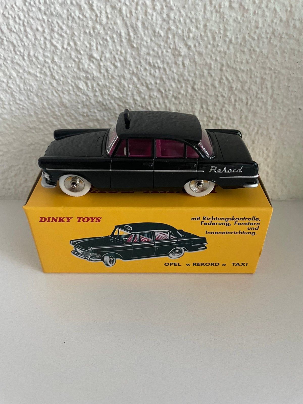 Dinky Toys 1:43 Opel Record Taxi 546 (Atlas), Ophalen of Verzenden, Nieuw, Auto, Dinky Toys
