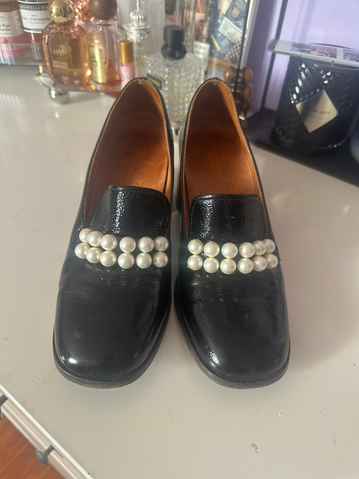 Chie Mihara 38, Pumps, Verzenden, Zwart, Zo goed als nieuw