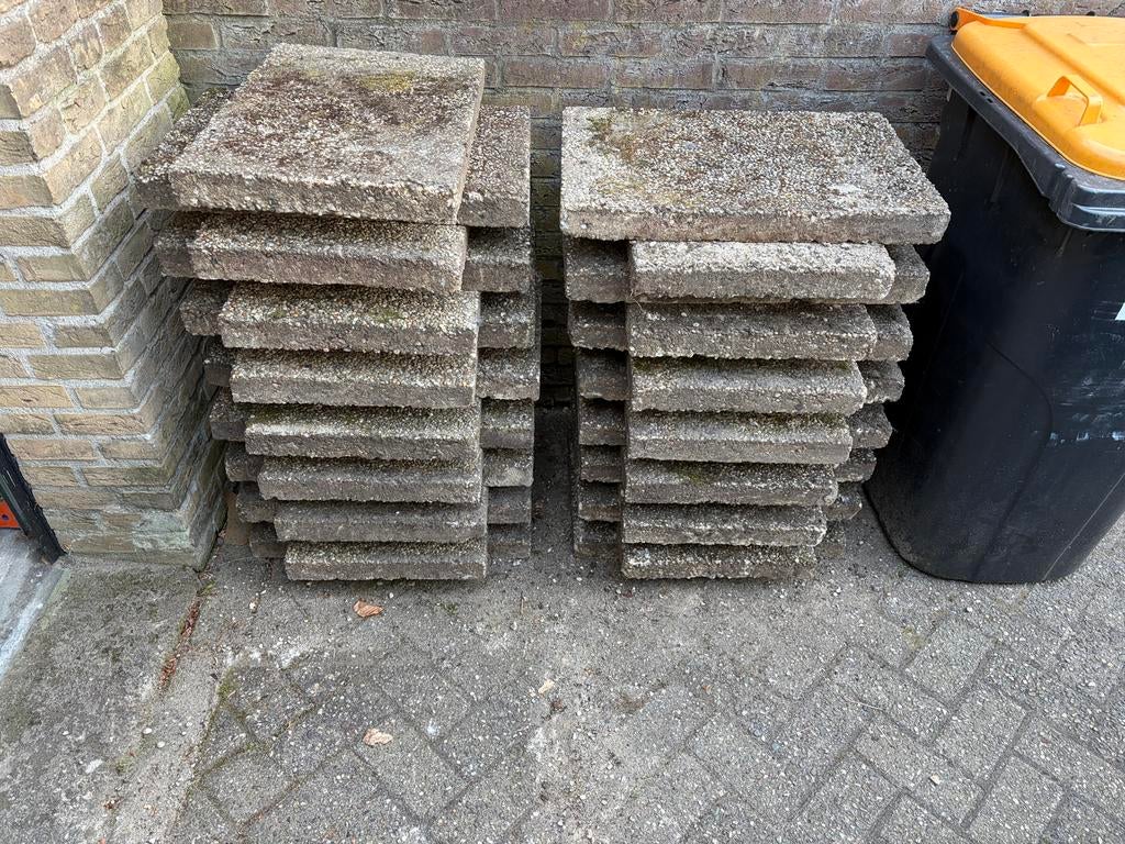 Betontegels 40x60x6, 31 stuks gratis af te halen, Ophalen, Gebruikt, 10 m² of meer, Beton