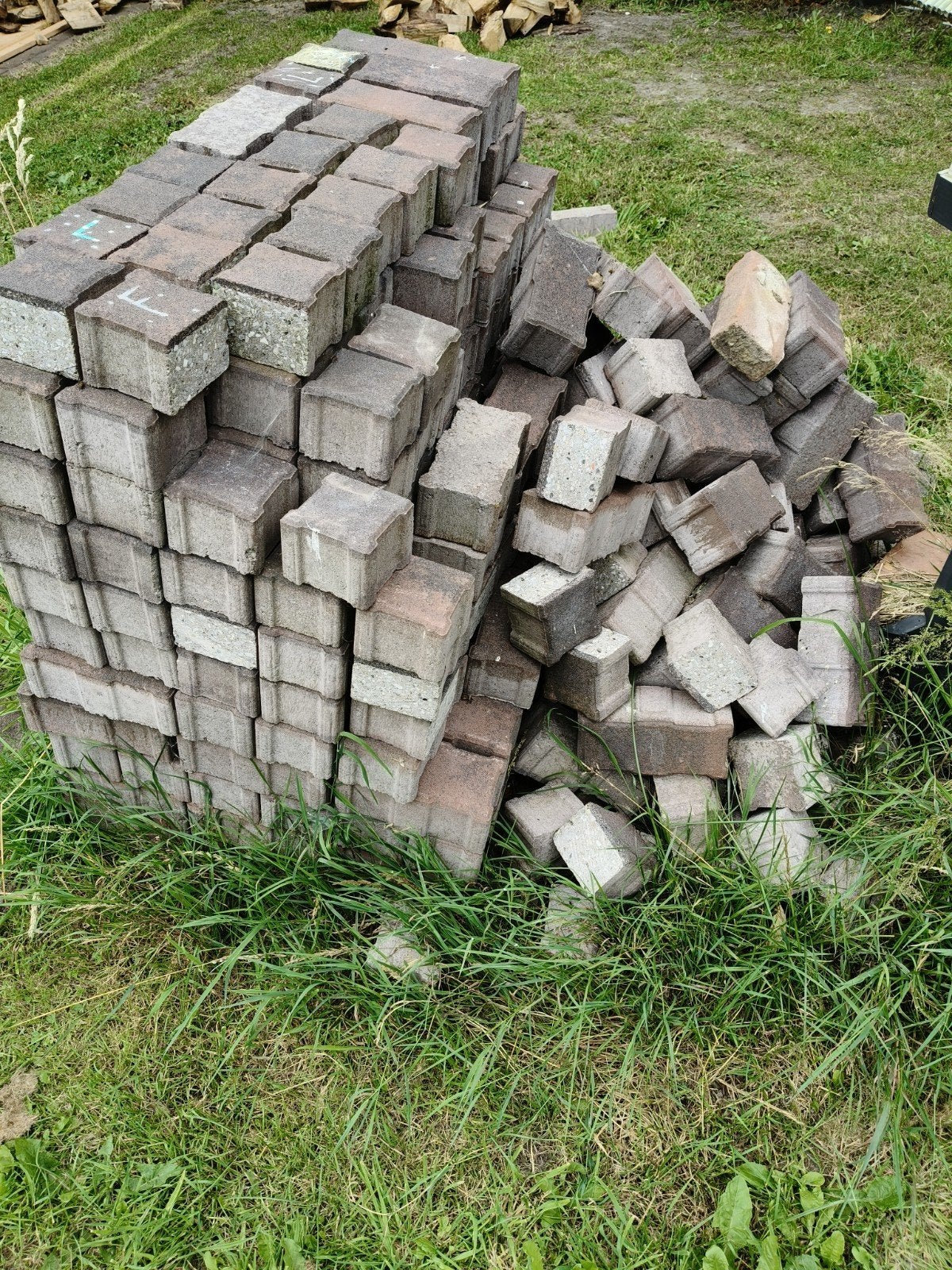 Gebruikte betonklinkers voor tuin of oprit, Tuin en Terras, Tegels en Klinkers, Ophalen, Gebruikt, Klinkers, 10 m² of meer