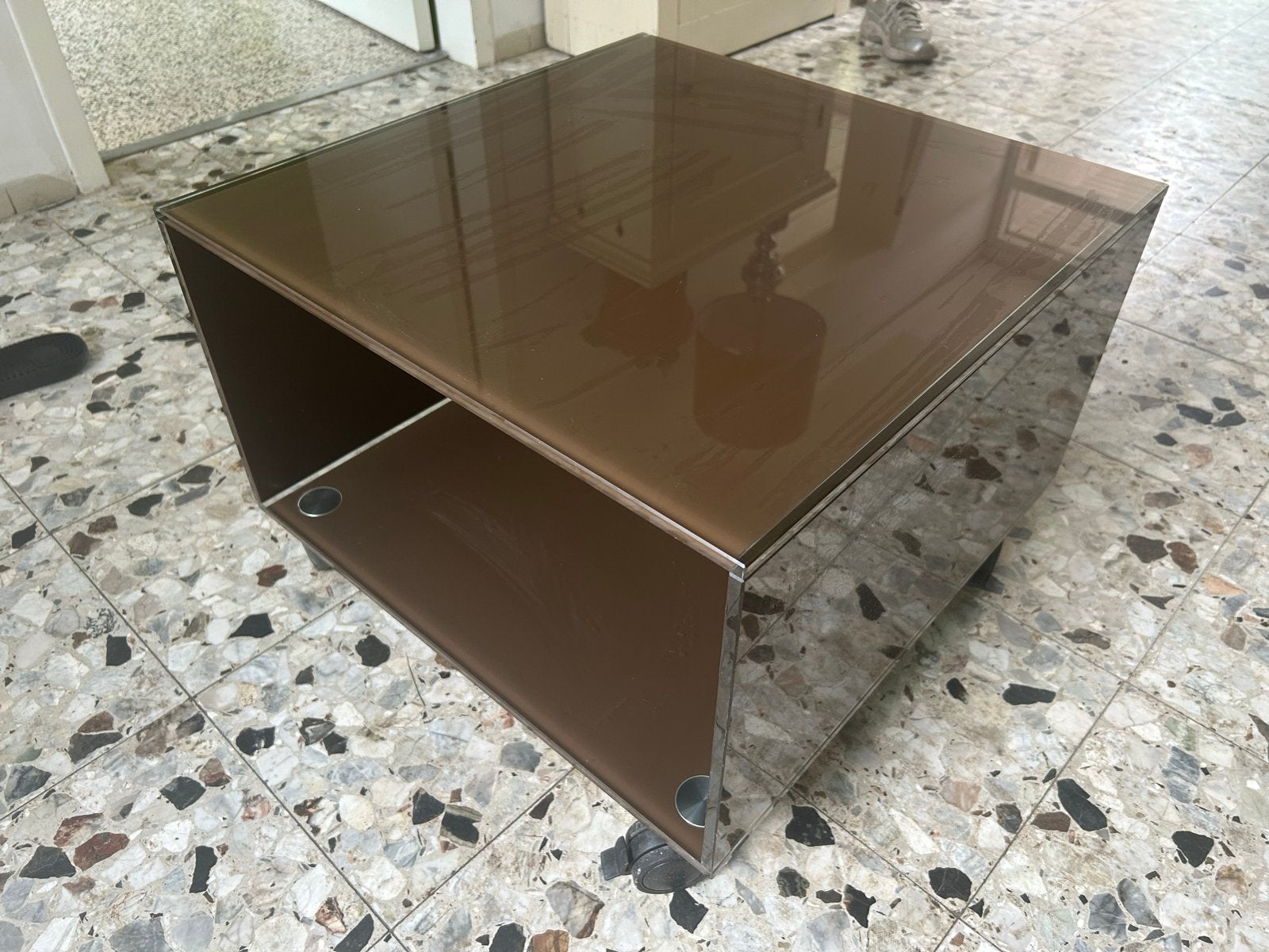 Vintage Salontafel van bruin glas - merk helderr, Ophalen, Gebruikt, 50 tot 100 cm, Vierkant