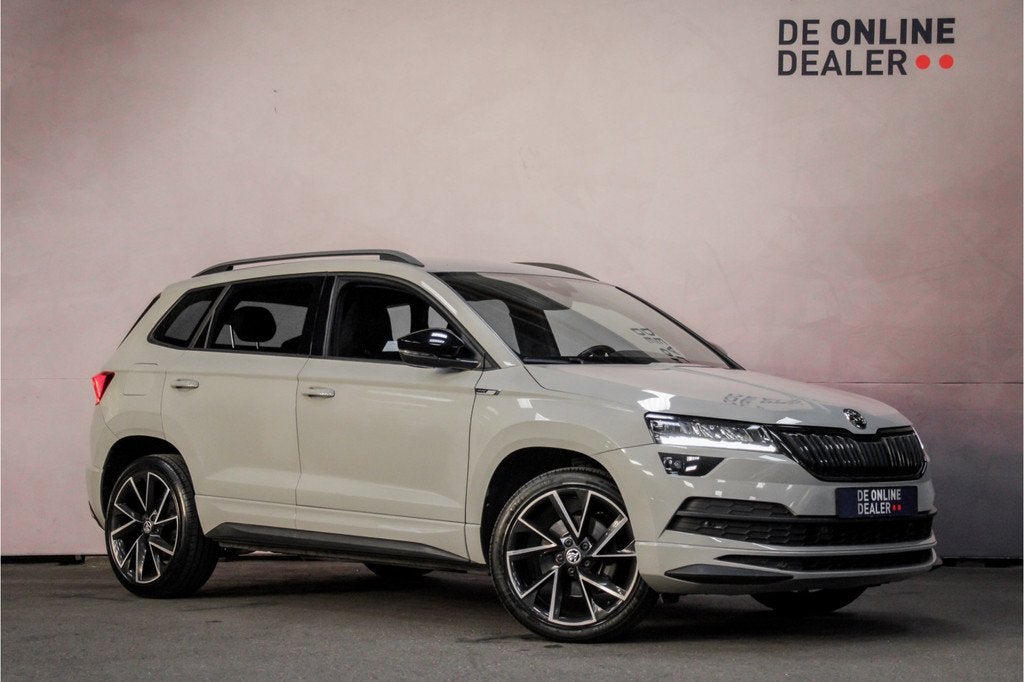 Skoda Karoq 2.0 TSI Sportline 191PK 4x4 |AUT|Virtual|Trekh|S, Auto's, Automaat, Gebruikt, Euro 6, 1984 cc