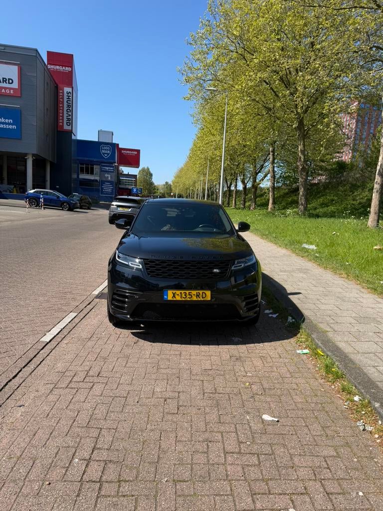 Land Rover Range Rover Velar P250 250pk AWD AUT 2020 Zwart, Auto's, Automaat, Zwart, 4 cilinders, Metallic lak