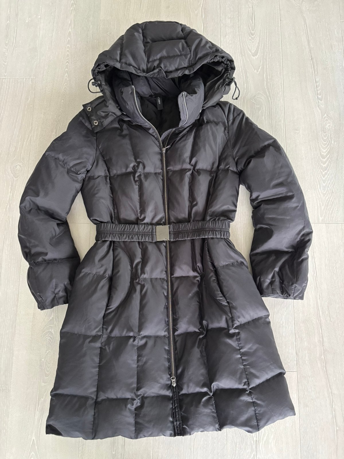 Marc Cain Luxe Heerlijke Dons Jas Zwart N3, Ophalen of Verzenden, Zo goed als nieuw, Maat 38/40 (M), Zwart