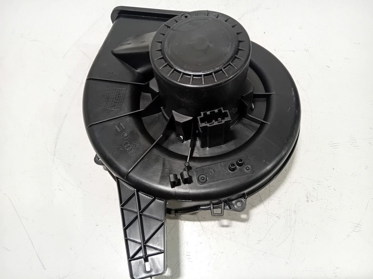 Kachel ventilator motor Seat Ibiza, Onderdelen@venauto.nl, Van der Ven Autorecycling B.V., Gebruikt, Ettenseweg 76, 4706 PB Roosendaal, The Netherlands