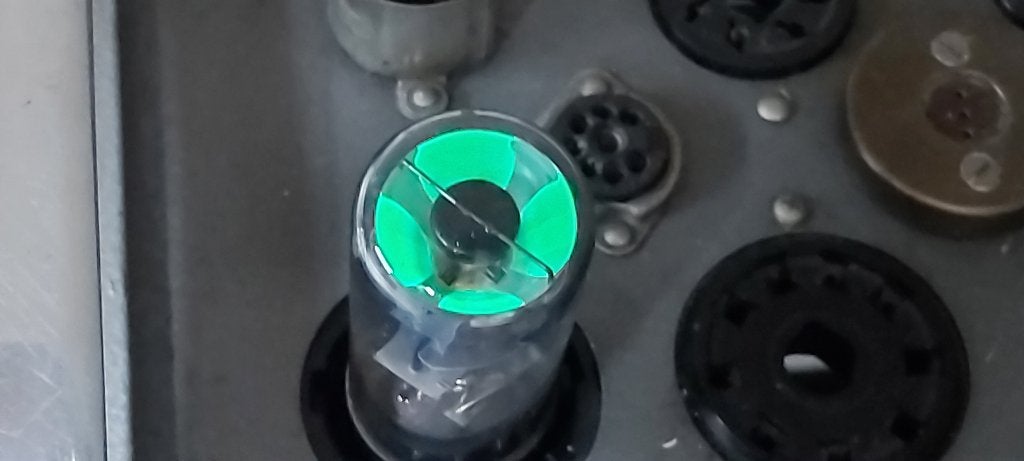 Buis AM 1 afstem indicator geeft nog prima licht, Antiek en Kunst, Ophalen of Verzenden