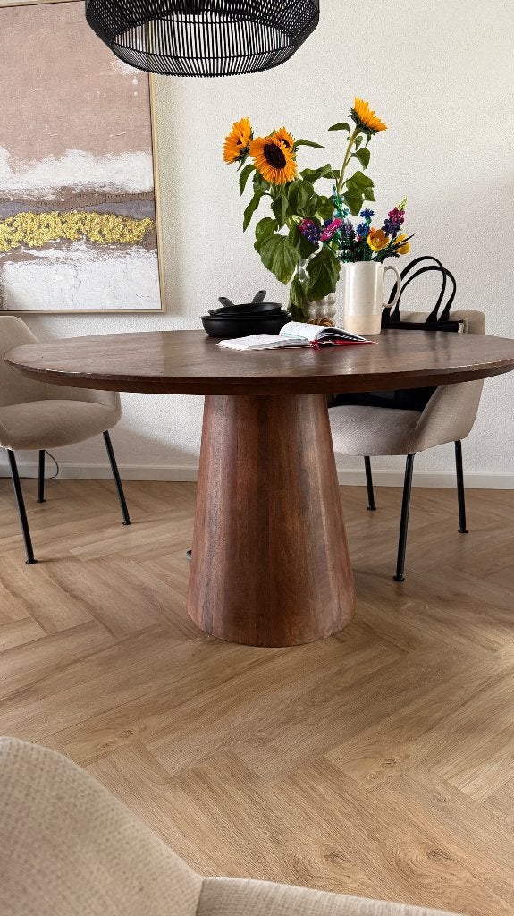 Te koop: WOOOD eettafel 130cm, mangohout, Ophalen, Rond, Scandinavisch, Zo goed als nieuw