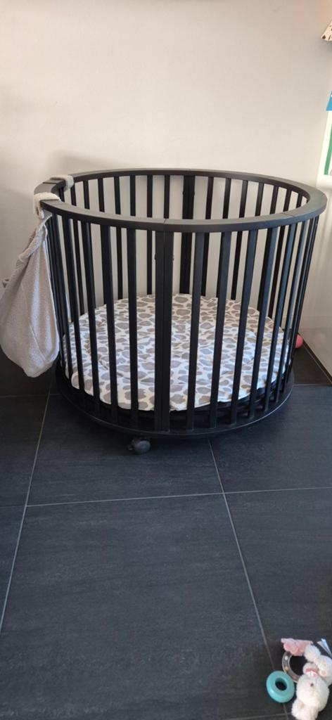 Europe Baby babybox box rond zwart zgan, Kinderen en Baby's, Boxen, Ophalen, Zo goed als nieuw, Rond, In hoogte verstelbaar