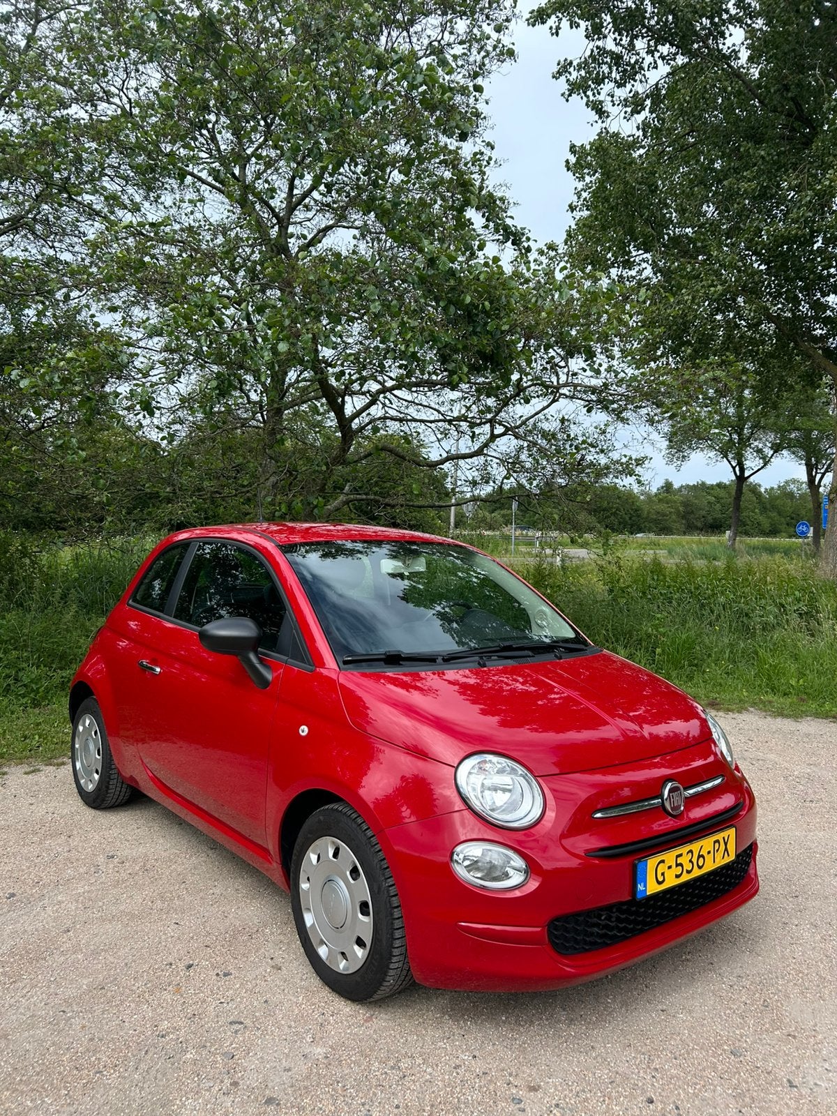 Fiat 500 Twinair Turbo 85pk 2019 Rood, Auto's, Fiat, Voorwielaandrijving, Stof, 40 €/maand, Origineel Nederlands