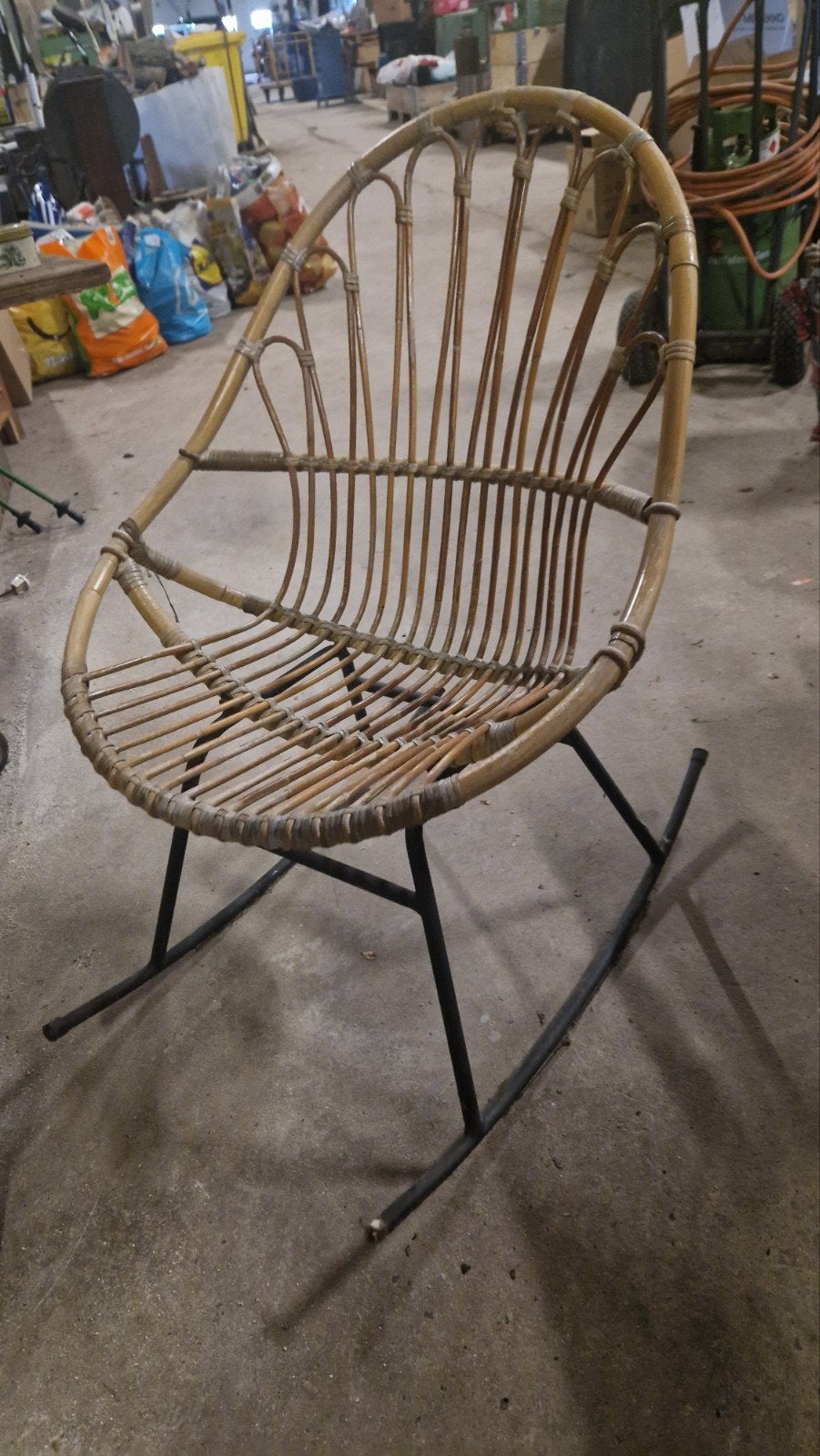 Vintage Rotan Schommelstoel - Jaren '60 Stijl, Huis en Inrichting, Stoelen, Gebruikt, Overige kleuren, Vintage, Jaren '60, Bohemian