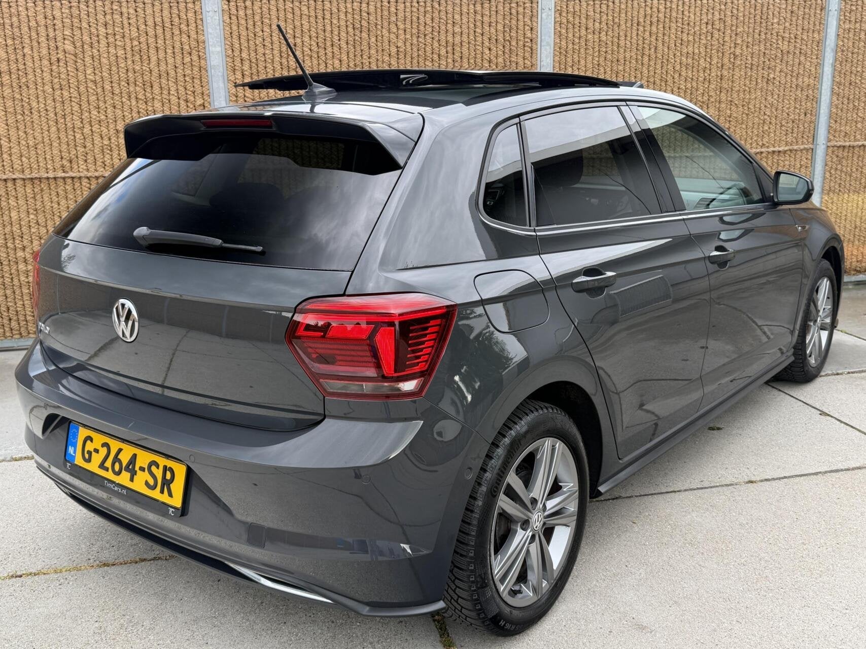 Volkswagen Polo 1.0 TSI Highline Business R Panoramadak | LE, Auto's, Voorwielaandrijving, Gebruikt, Euro 6, 95 pk