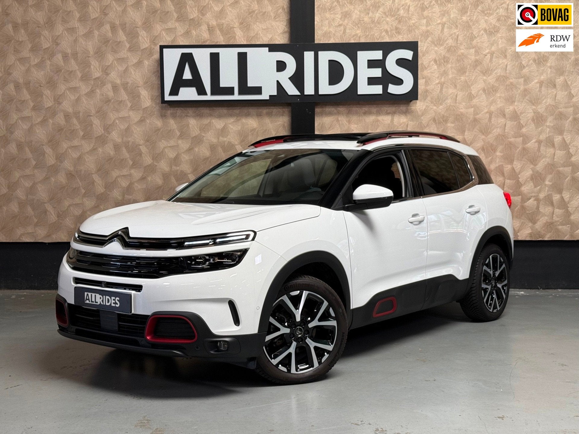 Citroen C5 Aircross 1.2 PureTech Shine | Pano | Stoelverwarm, Dealer onderhouden, Gebruikt, Euro 6, 1199 cc