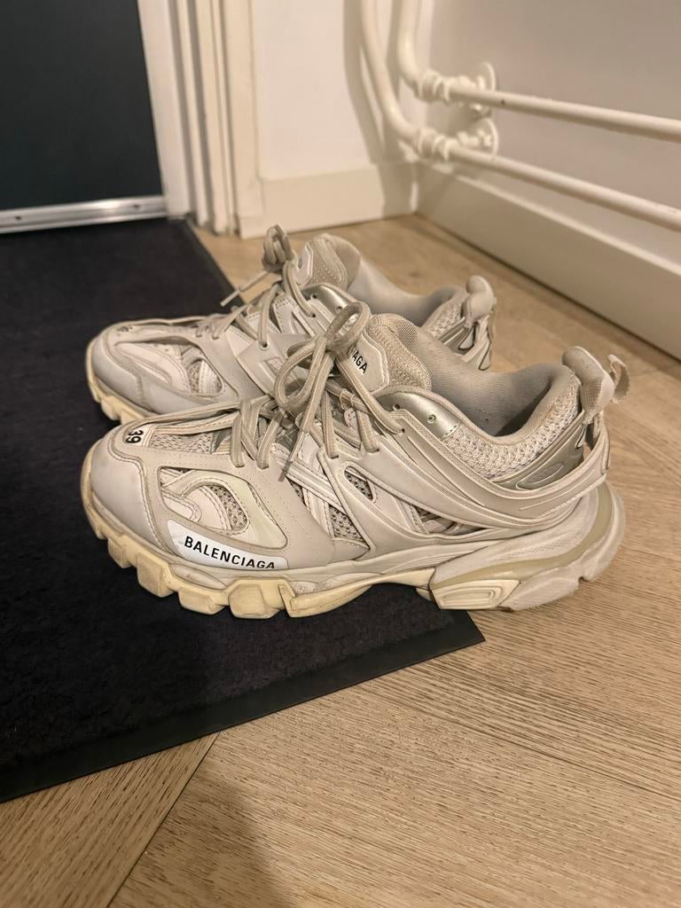 Balenciaga Track, Ophalen, Wit, Sneakers of Gympen, Gedragen