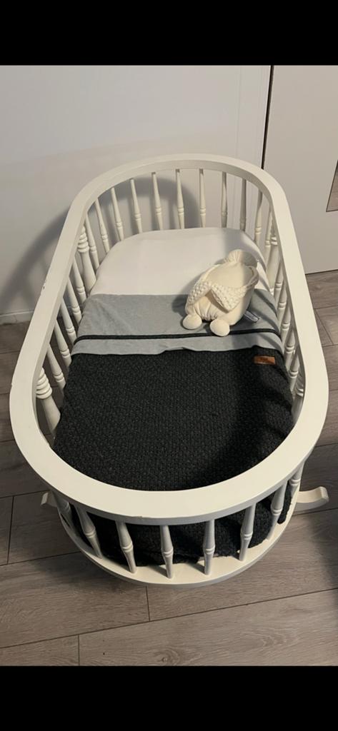 Houten schommelwieg voor baby's, Kinderen en Baby's, Babywiegjes en Ledikanten, Ophalen, Gebruikt, Wieg