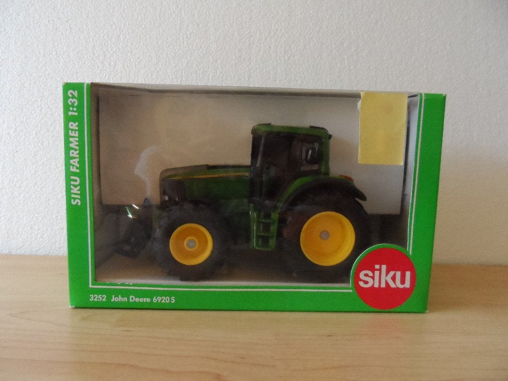 siku 3252, Hobby en Vrije tijd, Modelauto's | 1:32, Ophalen of Verzenden, Zo goed als nieuw, Tractor of Landbouw, SIKU