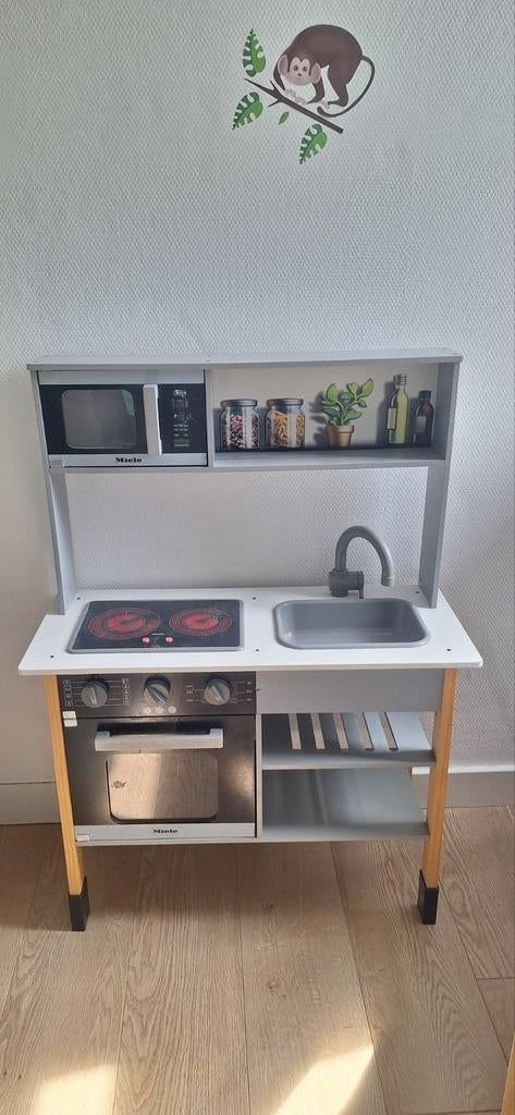 Miele Speelkeuken met Oven, Kookplaat en Magnetron, Ophalen of Verzenden, Gebruikt, Hout, Speelkeuken
