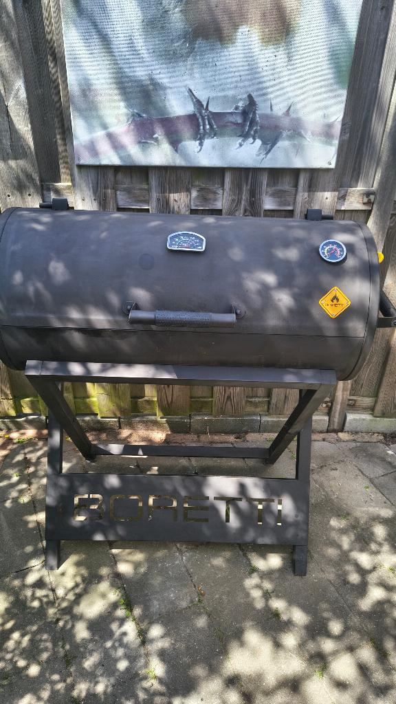 houtskool BBQ Boretti Barillo in goede staat, Ophalen, Gebruikt, Borreti barilo