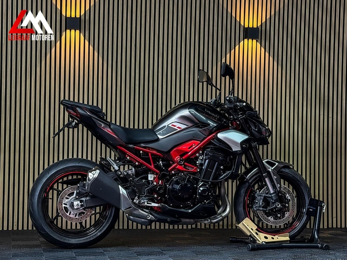 KAWASAKI Z900 - Quickshifter - Cruise - TFT scherm, 4 cilinders, 948 cc, Bedrijf, Onbekend