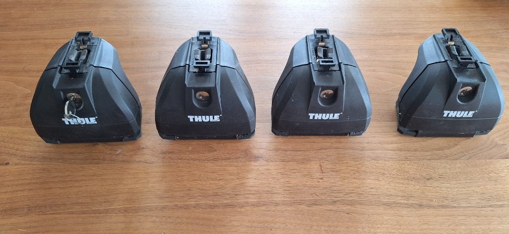 Thule Voetenset – 753+Kit 4064 – Ford Mondeo/ S-Max/ Galaxy, Auto diversen, Ophalen, Zo goed als nieuw