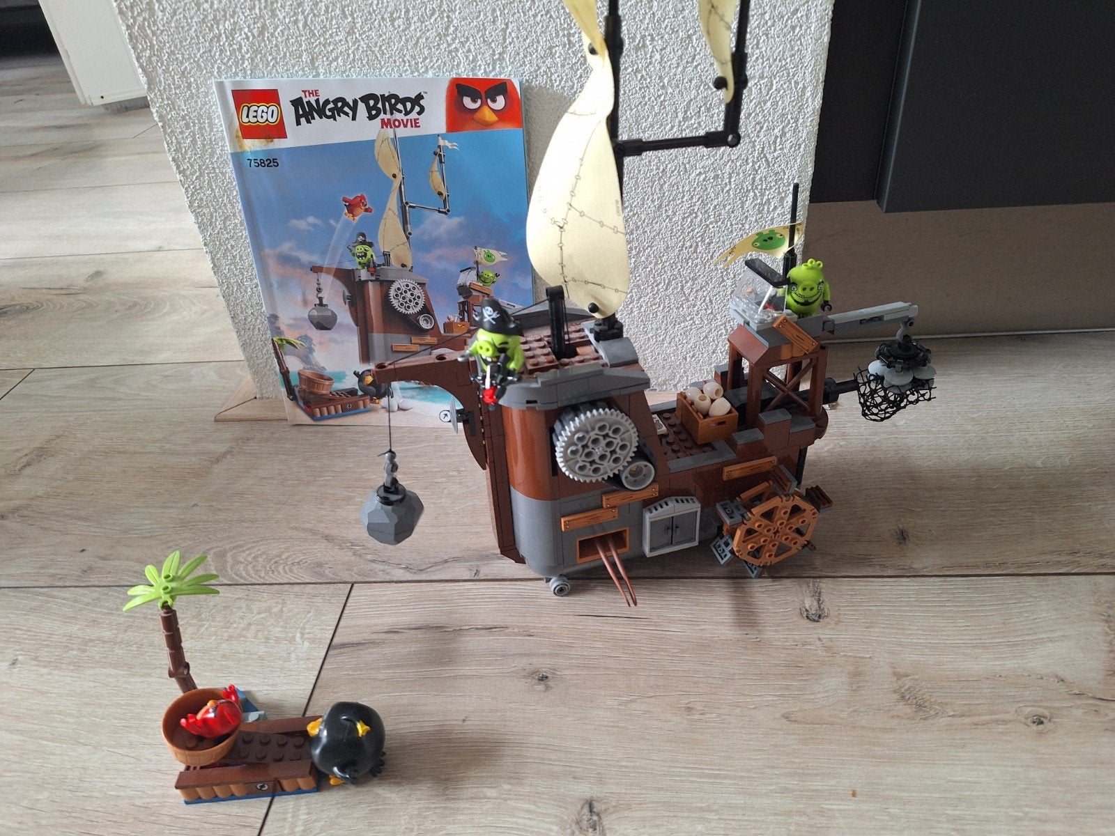Lego angry birds set 75825, Verzenden