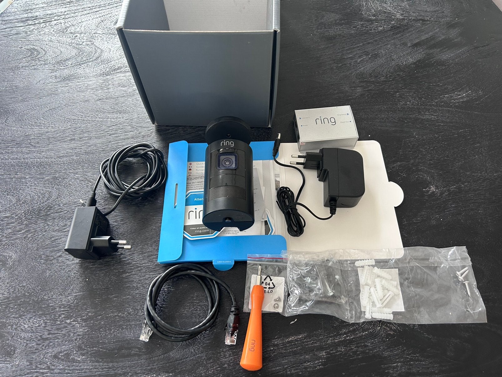 Ring stick up cam elite, zwart 230volt, Audio, Tv en Foto, Videobewaking, ., Ophalen of Verzenden, Zo goed als nieuw, Ring