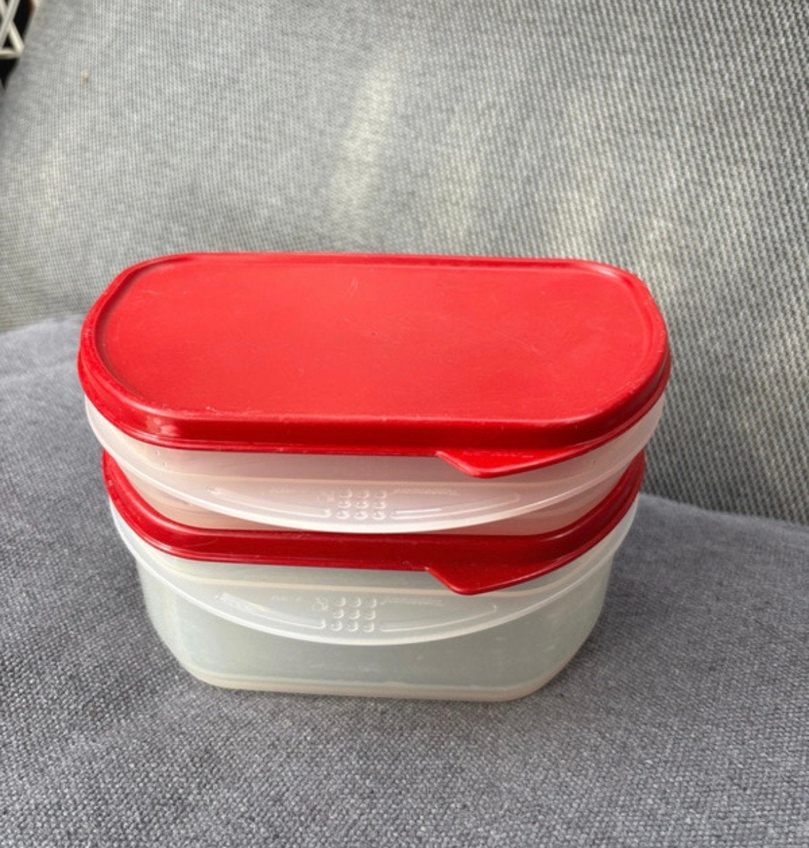 Twee bakjes stapelbaar Tupperware, Ophalen of Verzenden, Zo goed als nieuw, Bak of Kom