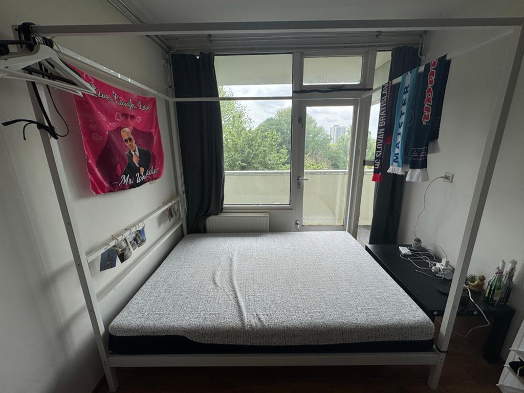 Vitarna bed (IKEA) - tweepersoonsbed met optioneel matras, Huis en Inrichting, Slaapkamer | Bedden, Gebruikt, Wit, Tweepersoons
