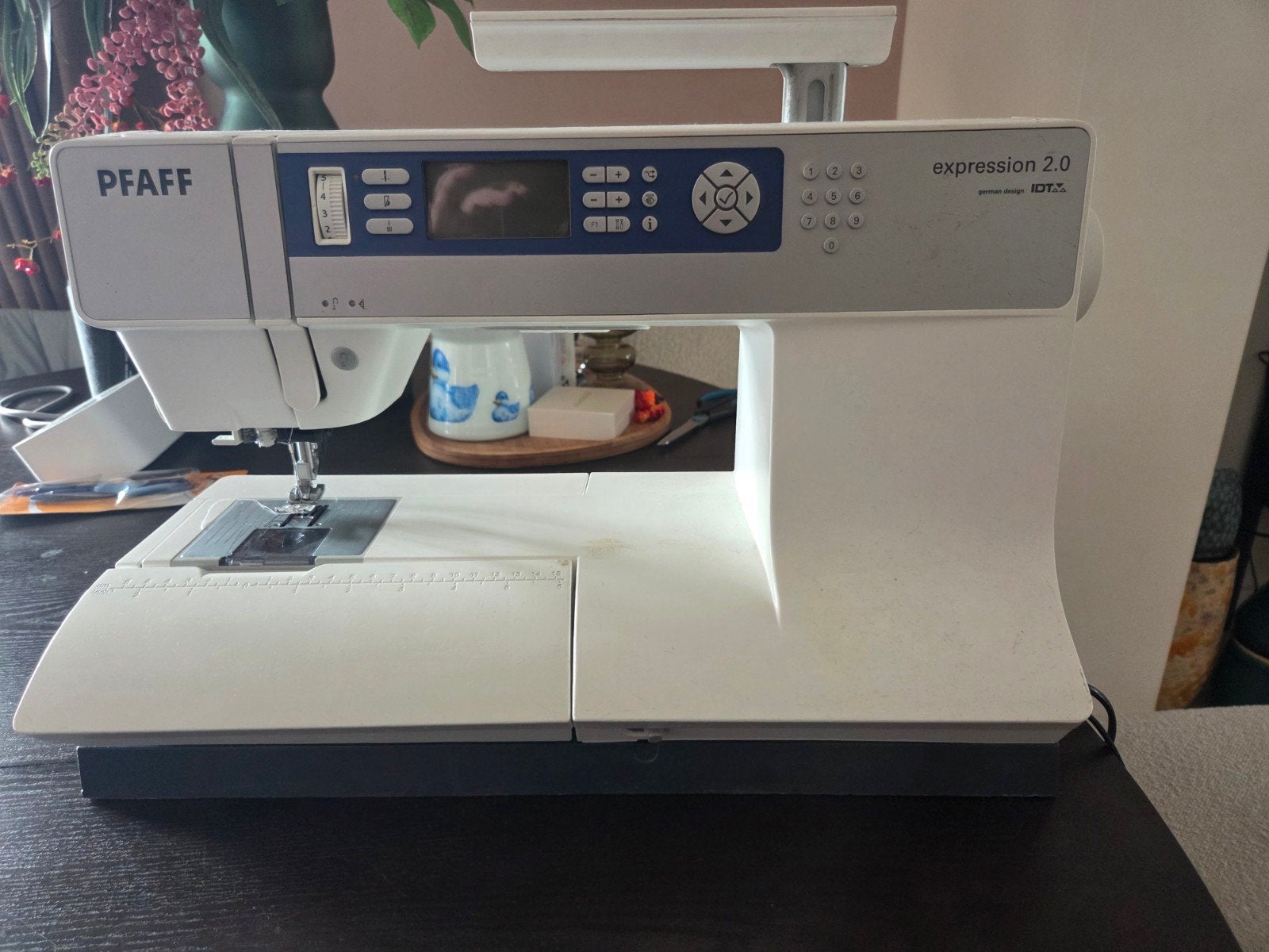 Pfaff Expression 2.0 Quiltmachine met behuizing, Ophalen, Gebruikt, Naaimachine, Pfaff