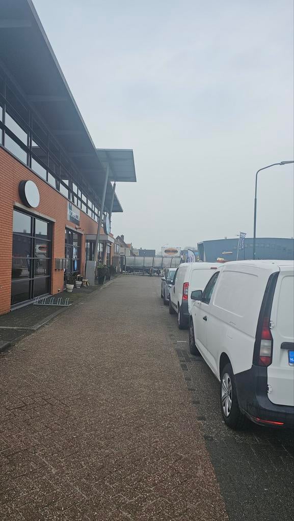 Bedrijfsruimte te huur in Bunschoten-Spakenburg, Zuidwenk