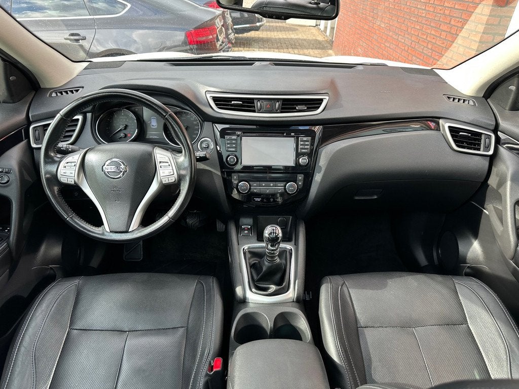 Nissan Qashqai 1.2 Tekna / Pano / Leder / Navi / Camera / PD, Auto's, Nissan, Voorwielaandrijving, Gebruikt, 4 cilinders, Met garantie (alle)