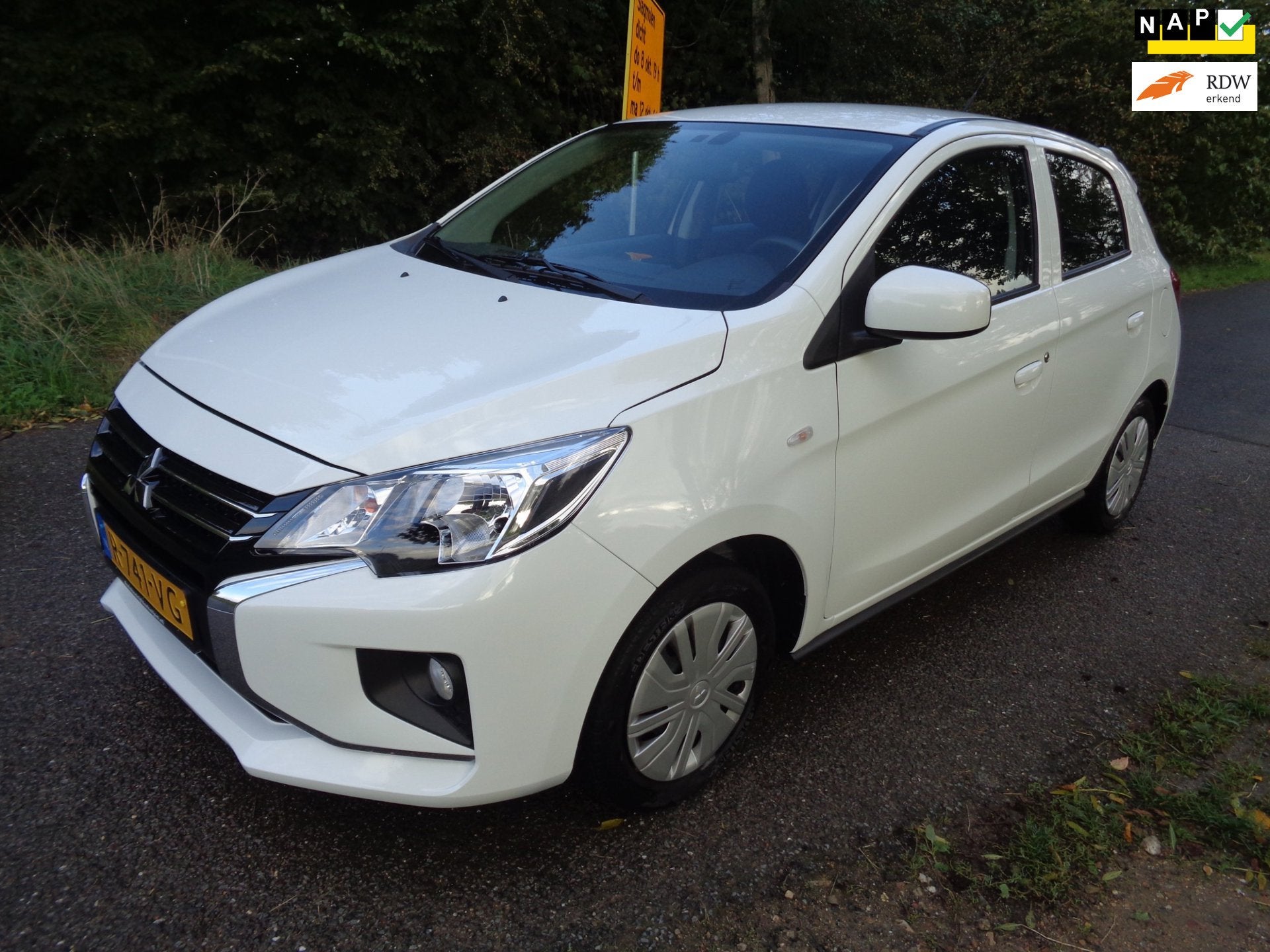 Mitsubishi Space Star 1.2 Connect+ 2023! 57000 KM+NAP!, Auto's, Voorwielaandrijving, Gebruikt, 850 kg, Wit