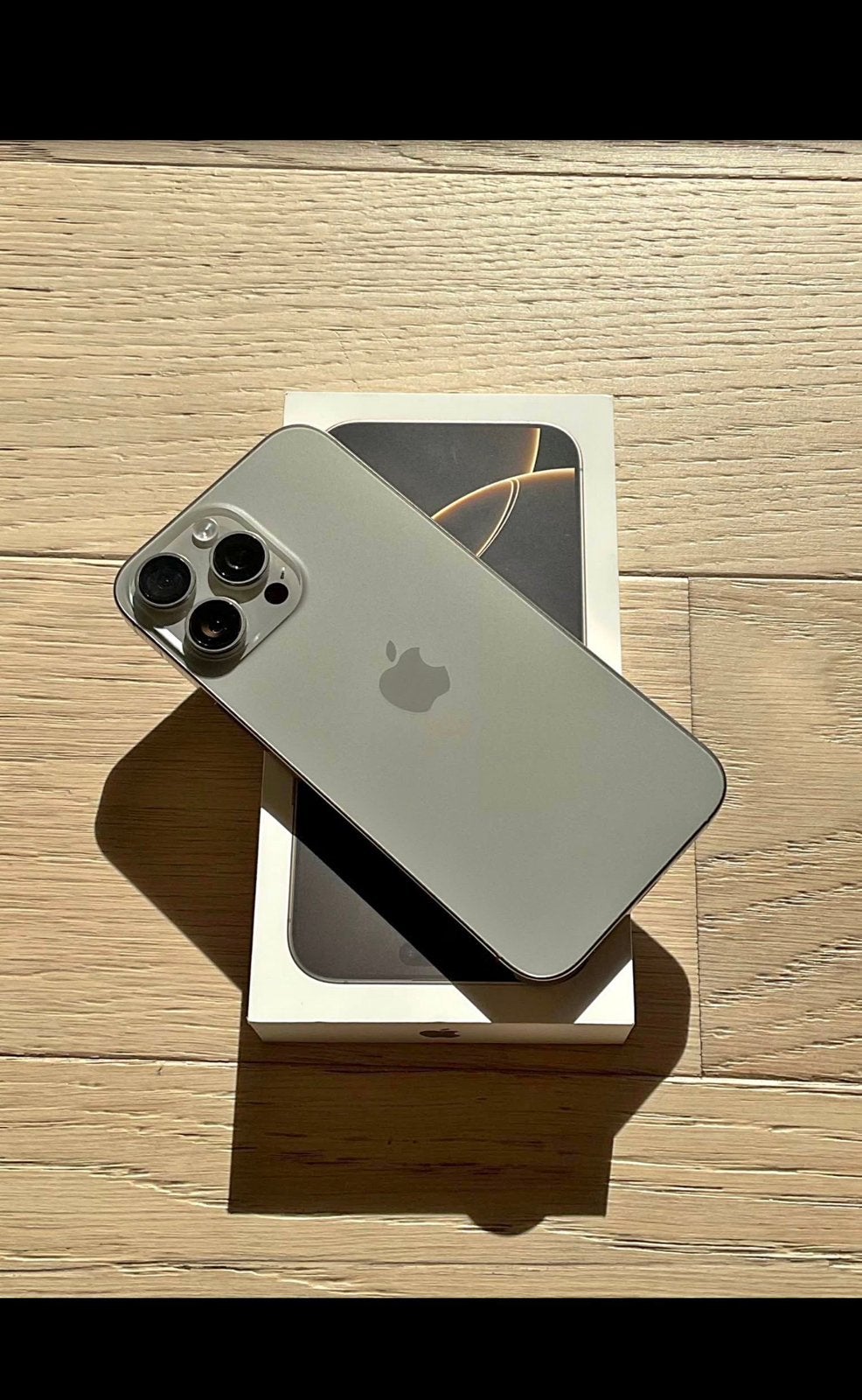 Iphone 16 pro max, Ophalen, Zo goed als nieuw