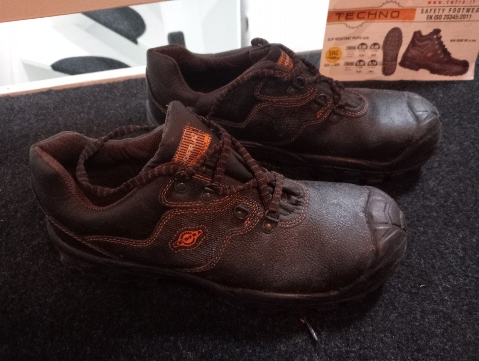 Cofra werkschoenen ( 45), Doe-het-zelf en Verbouw, Ophalen of Verzenden