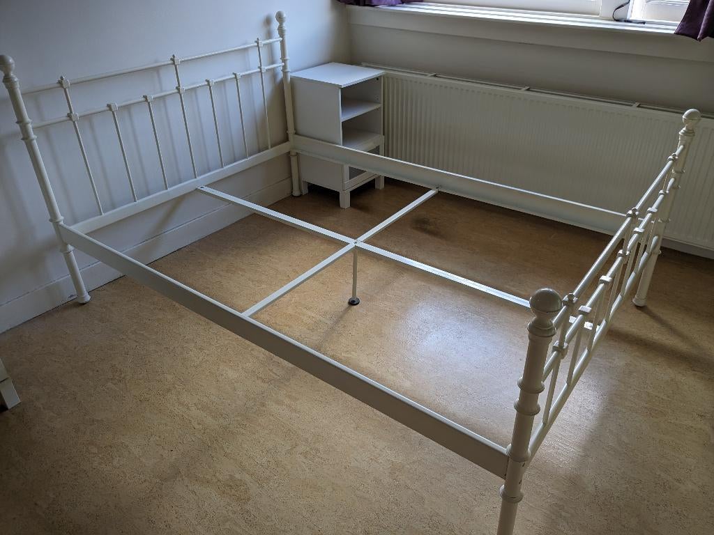 Bedframe wit spijlen, Ophalen, Gebruikt, Wit, Tweepersoons