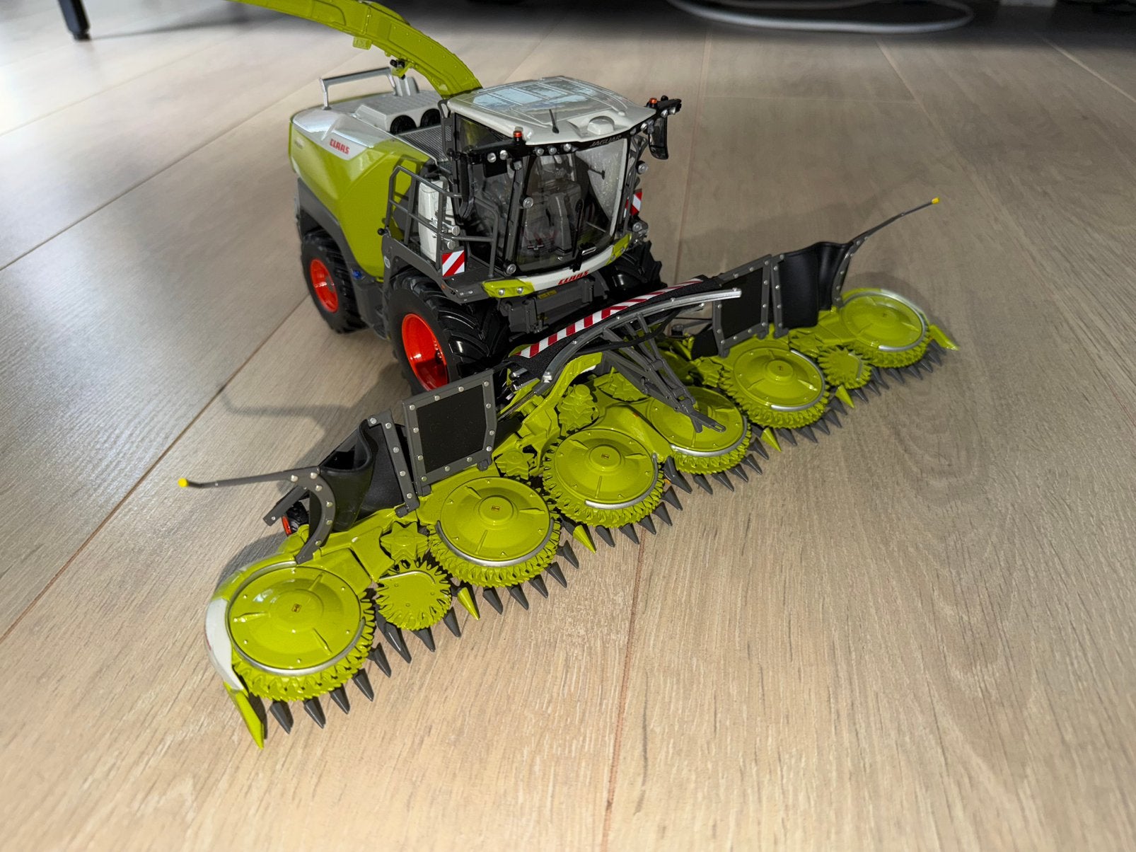 CLAAS JAGUAR 1090 + ORBIS 10500, Ophalen, Zo goed als nieuw, Tractor of Landbouw, Overige merken