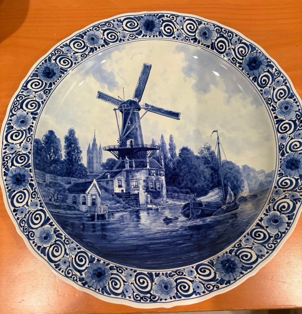 Handgeschilderd Delfts blauw wandschotel, Antiek en Kunst, Ophalen of Verzenden