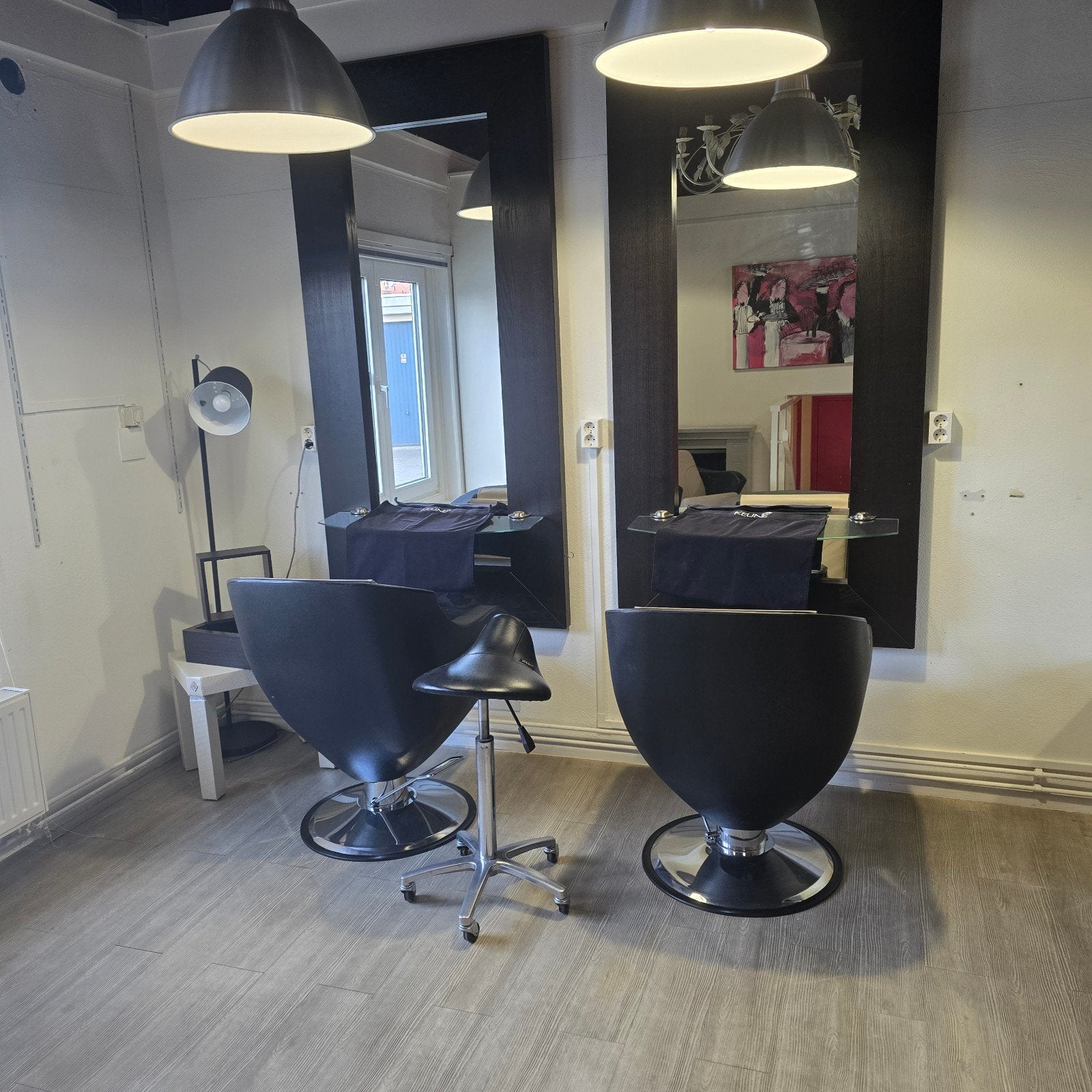 Complete kapsalon te koop!  Alles in zeer goede staat!.