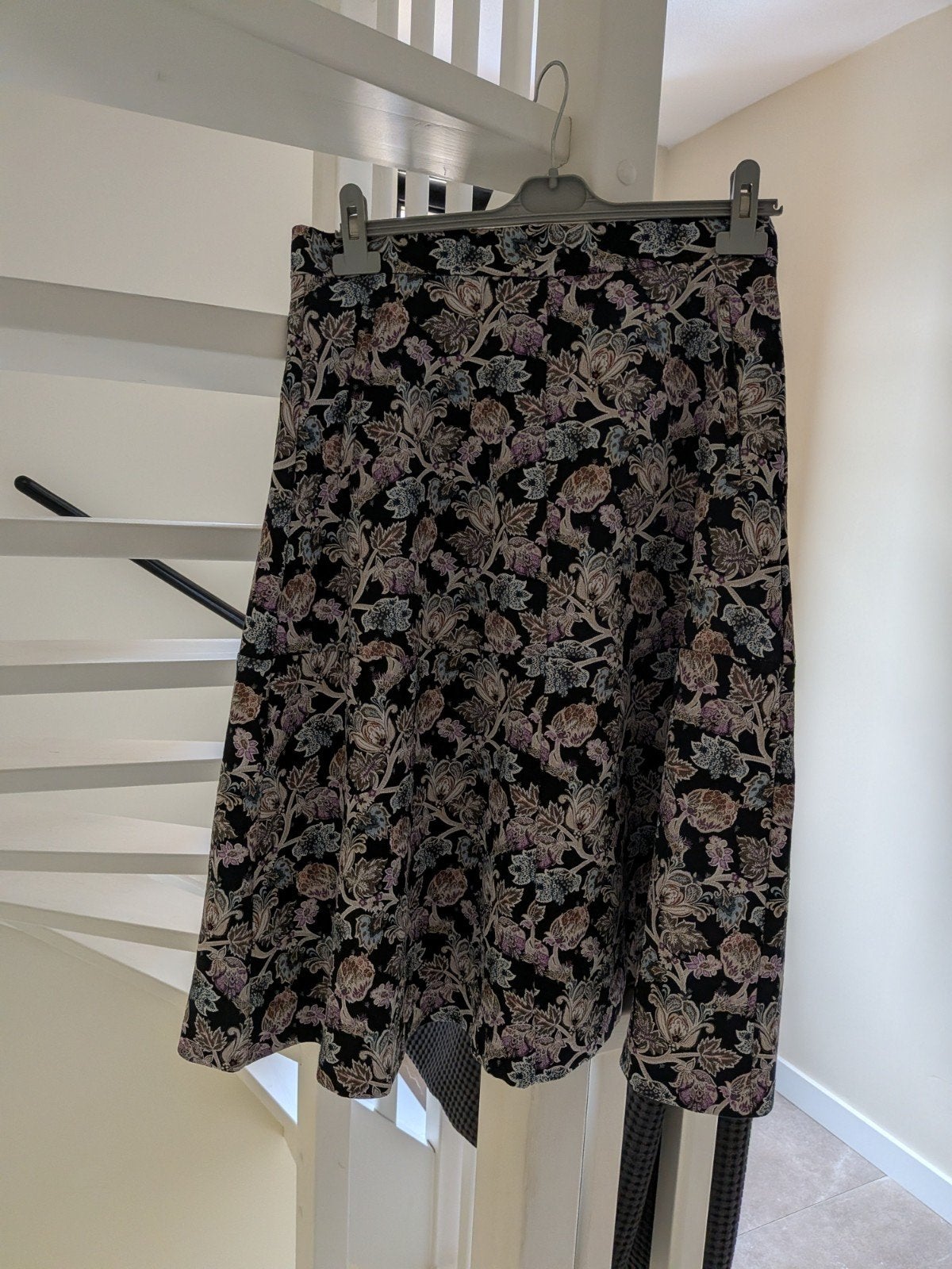 Rok met mooie print, Maat 38/40 (M), Zwart, Ophalen of Verzenden, Zo goed als nieuw