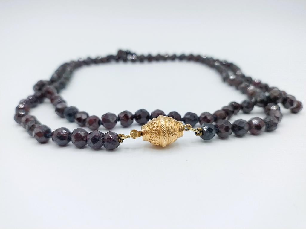 Granaten ketting met gouden slot, 91 cm, Sieraden, Tassen en Uiterlijk, Antieke sieraden, Verzenden, Goud, Ketting
