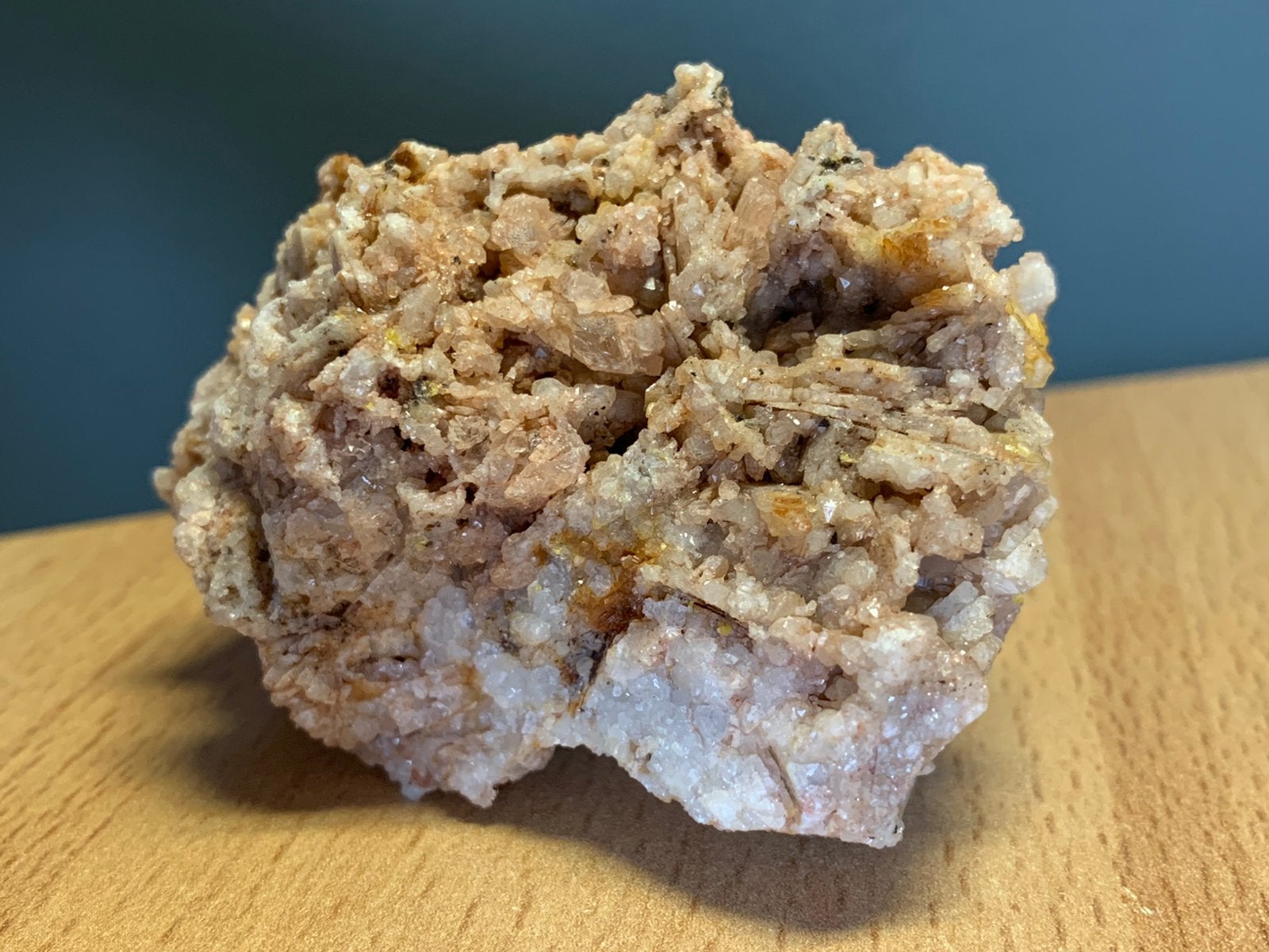 Calciet met fluoriet, Ophalen of Verzenden