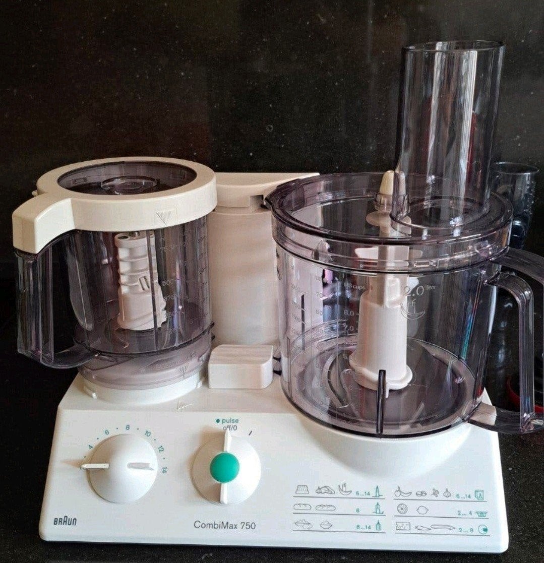 Braun CombiMax 700 Keukenmachine met accessoires bij behoren, Overige typen, Kunststof, Ophalen of Verzenden, Zo goed als nieuw