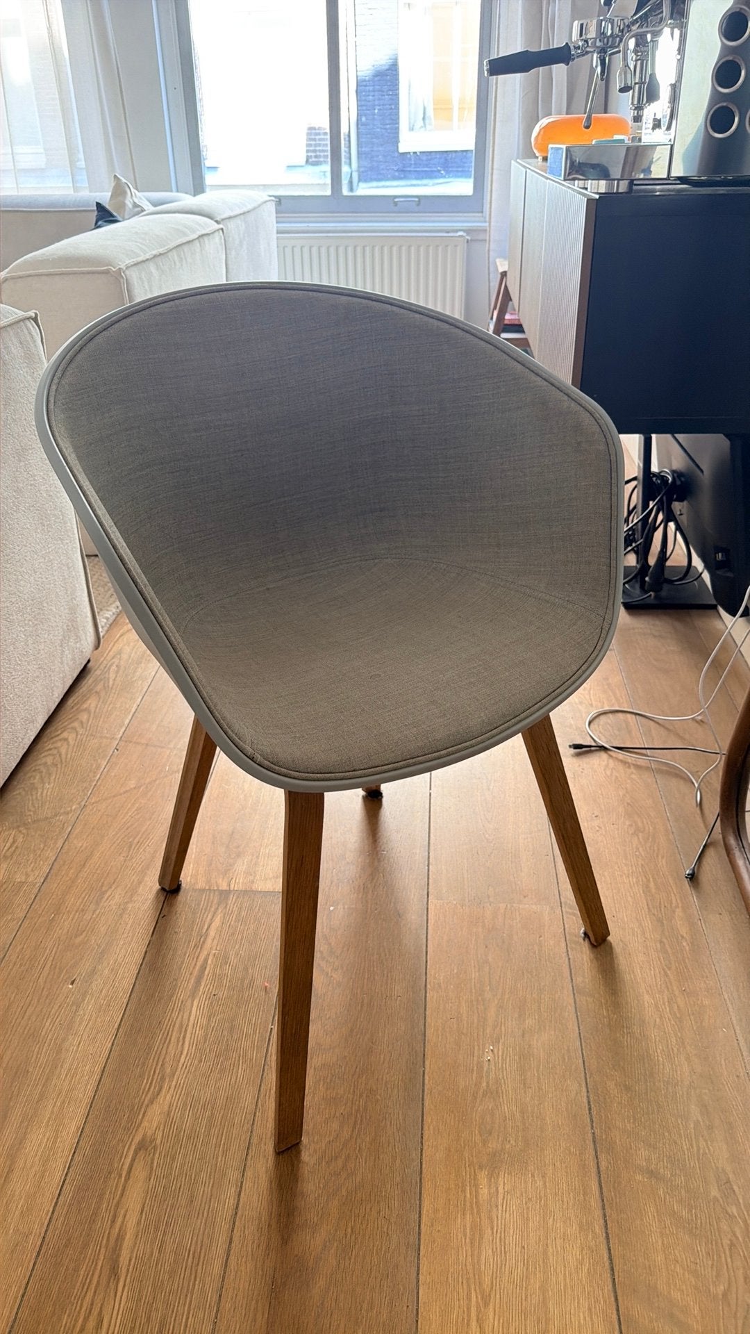Hay - about a chair AAC22 stoel, Huis en Inrichting, Tafels | Eettafels, Ophalen, Zo goed als nieuw, Rechthoekig, 50 tot 100 cm