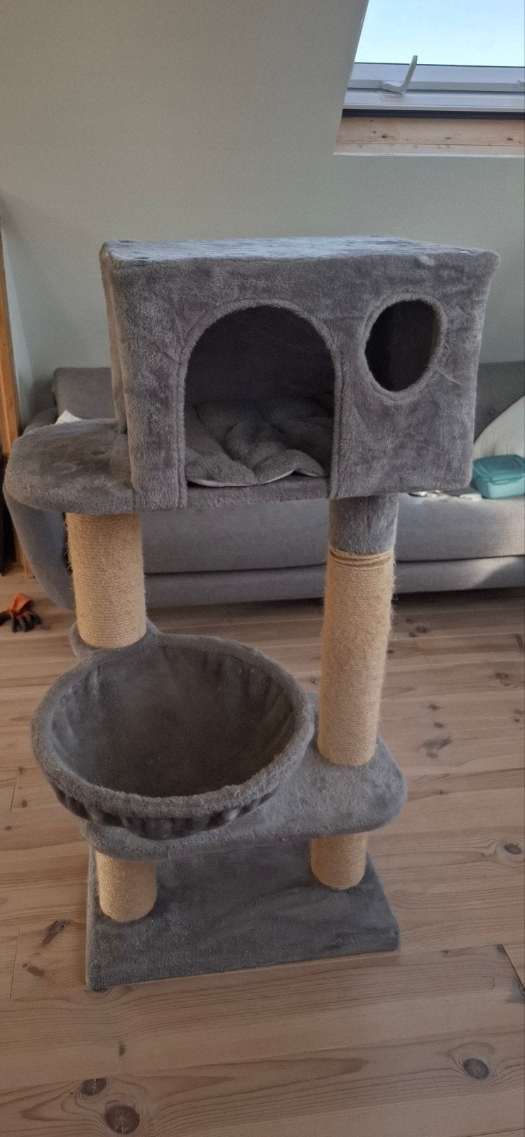 cat tree. kattenboom krabpaal met meerdere ligplaatsen, Ophalen, Zo goed als nieuw