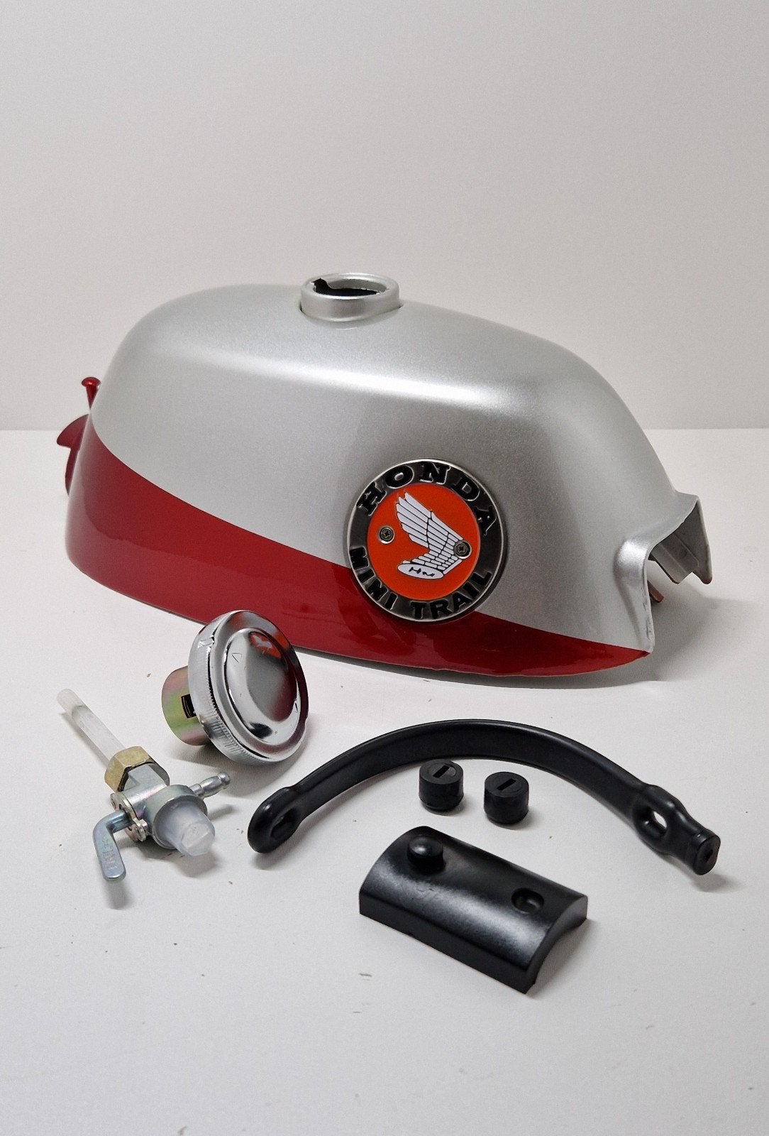 Honda Dax Monkey Minitrail 50   nieuwe tank Z50A, Verzenden