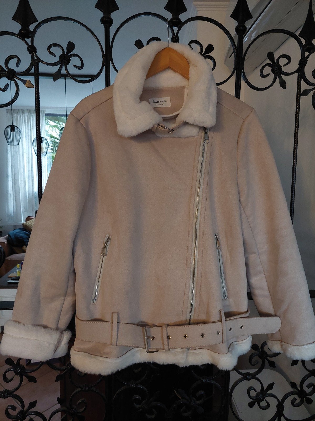 Nieuwe 'Forget me not' jas, maat XL, beige met bont eeg =weg, Beige, Forget me not, Maat 46/48 (XL) of groter, Nieuw