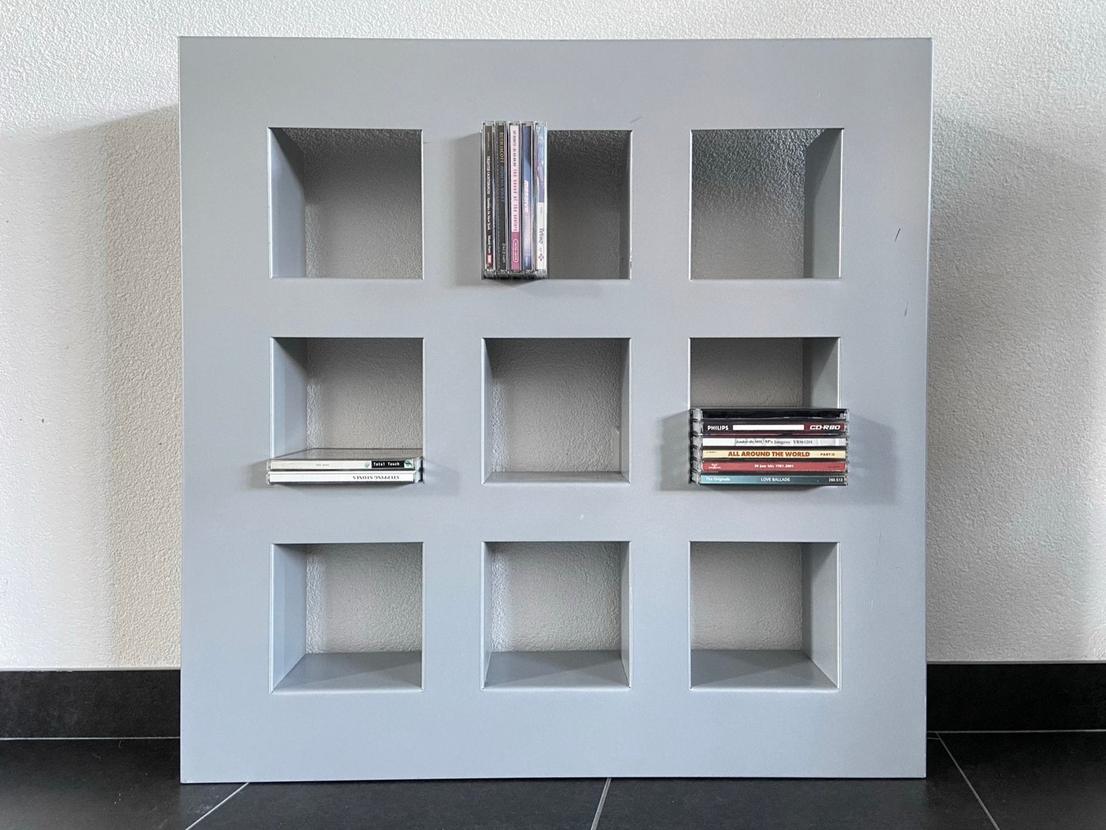 Uniek stalen CD wandrek., Ophalen, Zo goed als nieuw, Binnendeur, Minder dan 200 cm