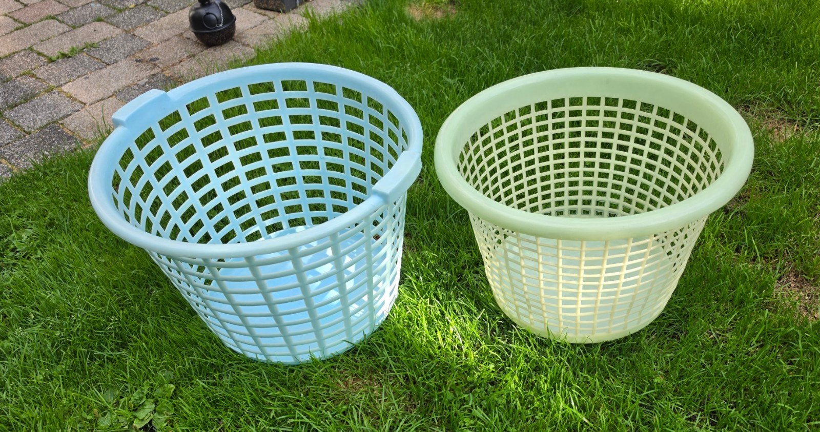 Set van 2 retro wasmanden - blauw en geel plastic, Ophalen of Verzenden