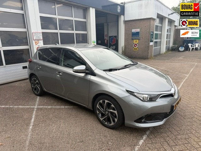 Toyota Auris 1.8 Hybrid Dynamic, Auto's, Toyota, Stof, Gebruikt, 4 cilinders, Bedrijf